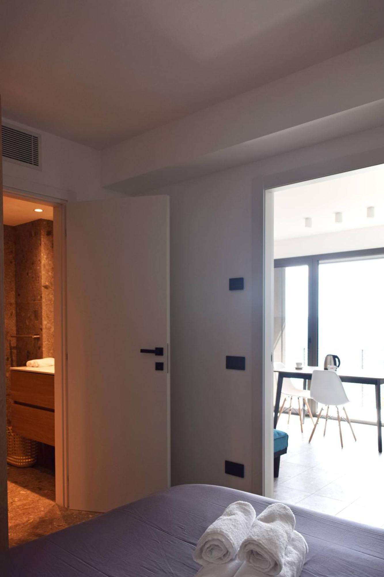 ホテル La Casa Di Cesare Rogno エクステリア 写真