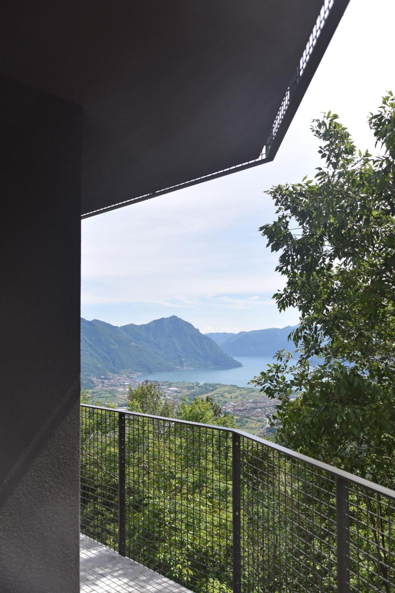 ホテル La Casa Di Cesare Rogno エクステリア 写真