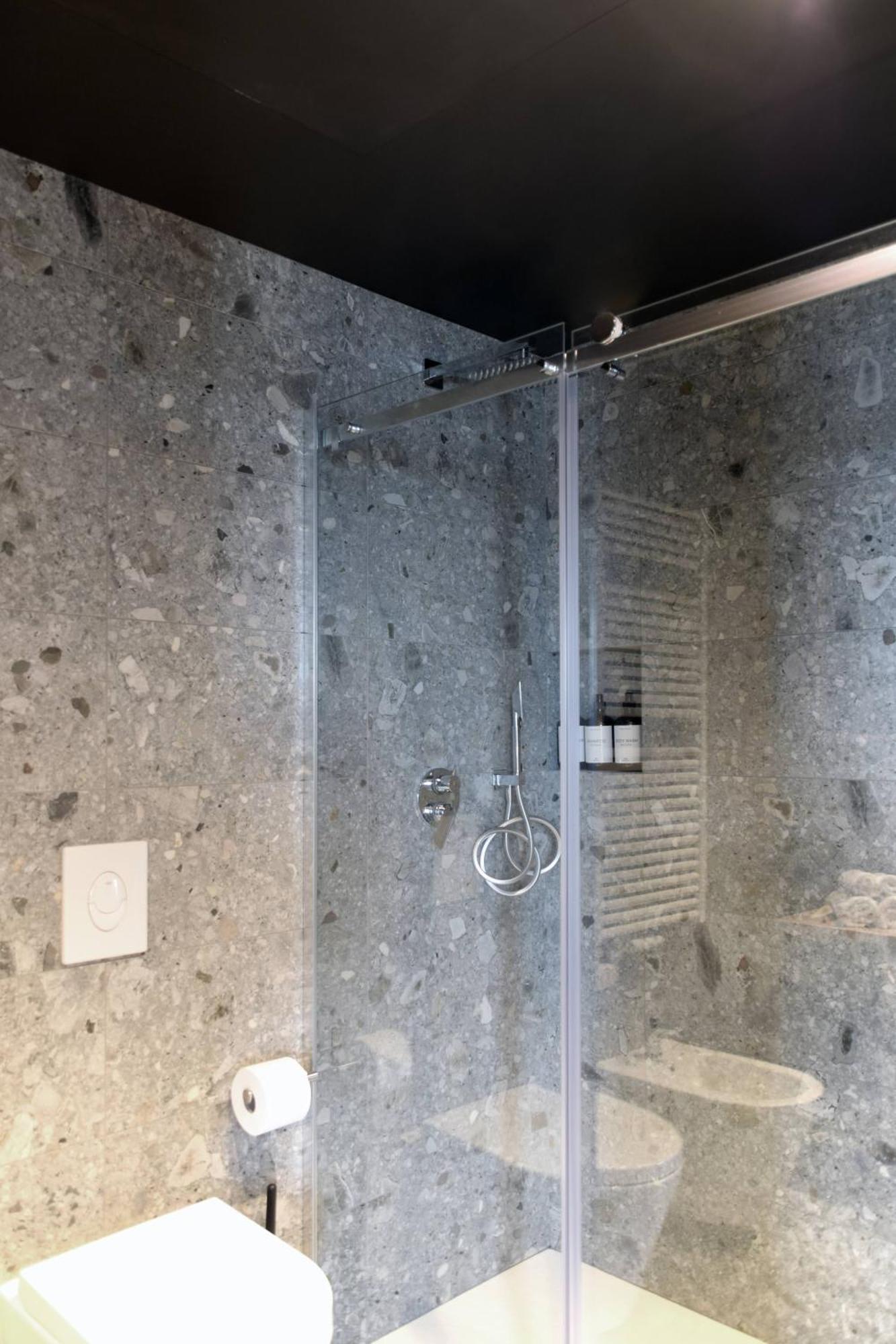 ホテル La Casa Di Cesare Rogno エクステリア 写真